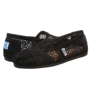 Like New Toms Black Crochet Slip On Shoe